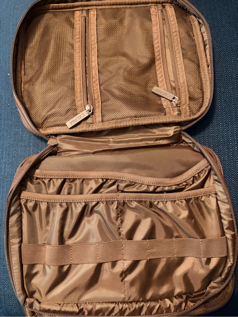 Calpak Maple Tech Organizer Pouch - Picture 3 of 5